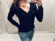 czarny sweter sweterek dekolt V kardigan w serek h&m xs s