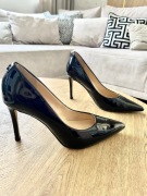 Klasyczne skórzane szpilki lakierowane Guess roz. 37