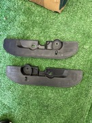 Wspornik mocowanie kratki w maskę mustang 2015r.