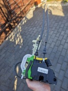 Zamek mechanizm drzwi przód lewy kia sorento 15-20