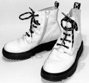 NERO GIARDINI włoskie "martensy" lakierki całe ze skóry r. 34