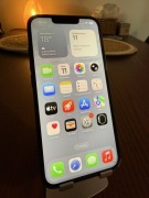 iPhone 13 128 GB bateria 83%