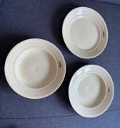 SPOŁEM  zestaw 3 talerze obiadowe PRL  beżowe