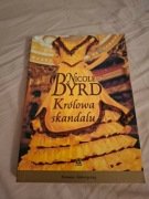 książka Nicole Byrd Królowa skandalu romans historyczny amber