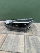 Lampa przednia lewa Toyota Yaris cross 2023 uszkodzony zaczep