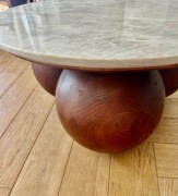 Stolik drewniany z kwarcytem