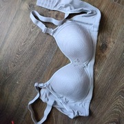 Biustonosz bez fiszbin nowy  pod biustem 88 cm kolor bezowy 