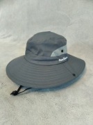 Damski kapelusz turystyczny trekkingowy 54 - 56 cm ciemny szary