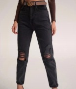 Jeansy DeeZee z dziurami 