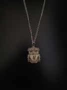 Naszyjnik z herbem Liverpoolu 