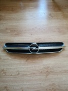 Atrapa chłodnicy ,grill do Opla Vectry C 2005 r