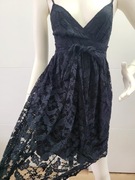 Top Shop sukienka mała czarna koronka na podszewce  na imprezę Halloween