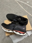 Damskie Buty do biegania MIZUNO WAVE SKY 6 NOWE R 40,5
