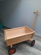 wózek drewniany na zabawki skrętne koła