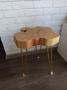 Stolik z Plastra Drewna 