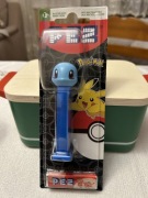 POKÉMON - SQUIRTLE - CUKIERKI PUDROWE PEZ - DOZOWNIK 