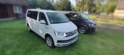 Wynajem busa 8 osobowego VW Caravelle. Kierowca 
