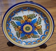 Hiszpański ręcznie malowany talerzyk syg. Vte Martinez vintage Majolica