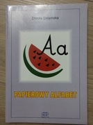 Papierowy alfabet D.Dziamska 