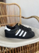 Skórzane Superstary, kolor czarny. Rozmiar eur 43 1/3 uk 9 długość wkładki 