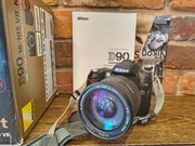 Nikon D90, obiektyw Sigma 28-300, karton, super satan