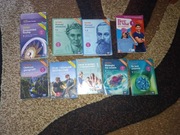 Zestaw podręczników do pierwszej klasy liceum . 