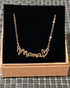 Prezent na Dzień Mamy złoty łańcuszek Mama 