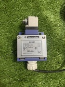 Schneider Electric Wyłącznik krańcowy Telemecanique XCKM 60947, ZCK D15
