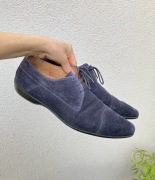 Hugo Boss skórzane buty wizytowe granatowy zamsz premium