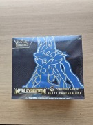 Pokemon center  mega lucario etb