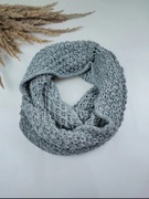 Ciepły puszysty szary szal damski na zimę komin dzianinowy na zimne dni
