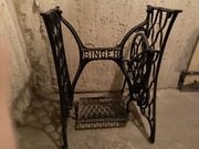 Żeliwna podstawa od maszyny Singer 