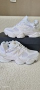 Buty new balance 9060