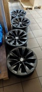 Felgi oryginalne Tesla 19  5x120  ET 40 8.0