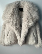 ZARA krótki płaszcz białe futro viral L