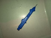 igłą do haftu petelkowego