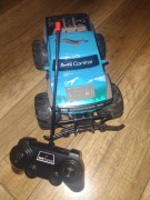 Auto terenowe zdalnie sterowane