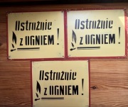 Tabliczka informacyjna PRL