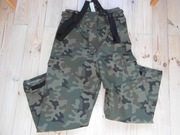 Spodnie nieprzemakalne, na złą pogodę, Z membraną. Na ryby, motor itd..