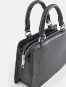 Mała torebka crossbody Sinsay