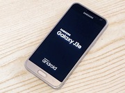 Samsung Galaxy J3 złoty z ładowarką i kabelkiem