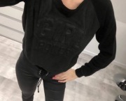 Bluza Gym Hero, oversize, czarna, 90% bawełny, z tłoczeniem r. XS/34