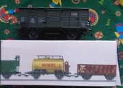 PIKO wagon towarowy zakryty zielony, płaski dach, DB