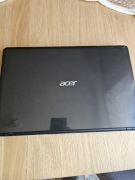 Laptop Acer Aspire E1
