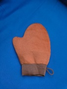 Nowa aksamitna rękawica do nakładania samoopalacza bez smug kod986