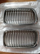 BMW E90 E91 E92 nerki atrapy grill  prawa lewa