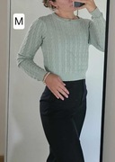 Zielony sweter cienki