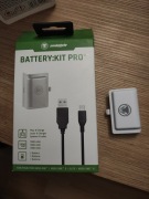 Bateria, akumulator Snakebyte Battery: Kit Pro do padów Xbox One, biały