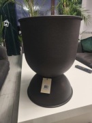 Elegancka donica Hourglass ferm Living