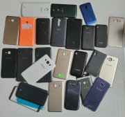 #497# klapki do telefonów 24 szt nowe i używane 